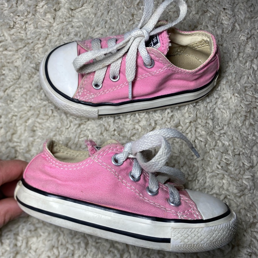 Pink Converse toddler shoe